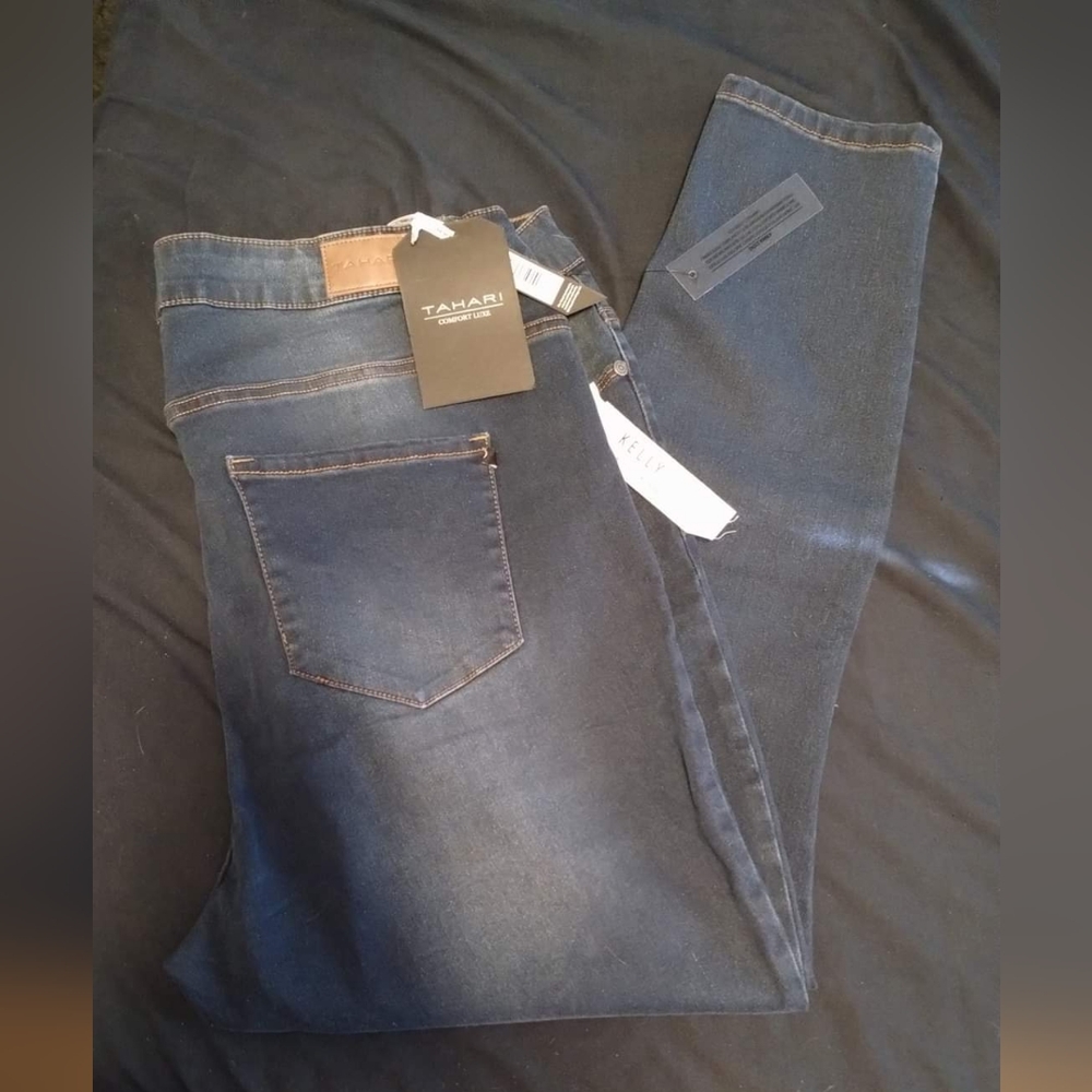 Tahari Jeans